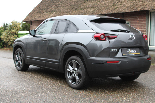 Mazda MX-30 e-SkyActiv 145 First Edition 36 kWh SoH 95.8% NAVI CAMERA 39000KM!!!