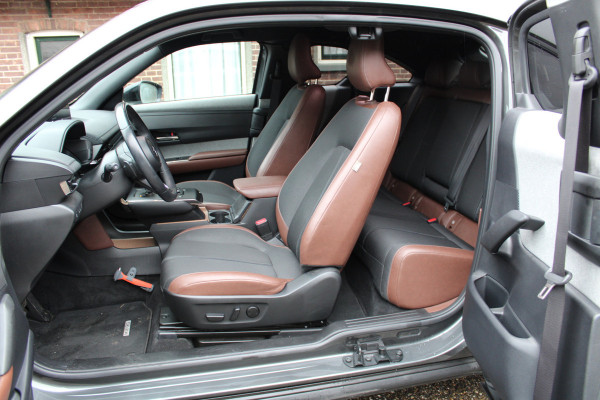 Mazda MX-30 e-SkyActiv 145 First Edition 36 kWh SoH 95.8% NAVI CAMERA 39000KM!!!