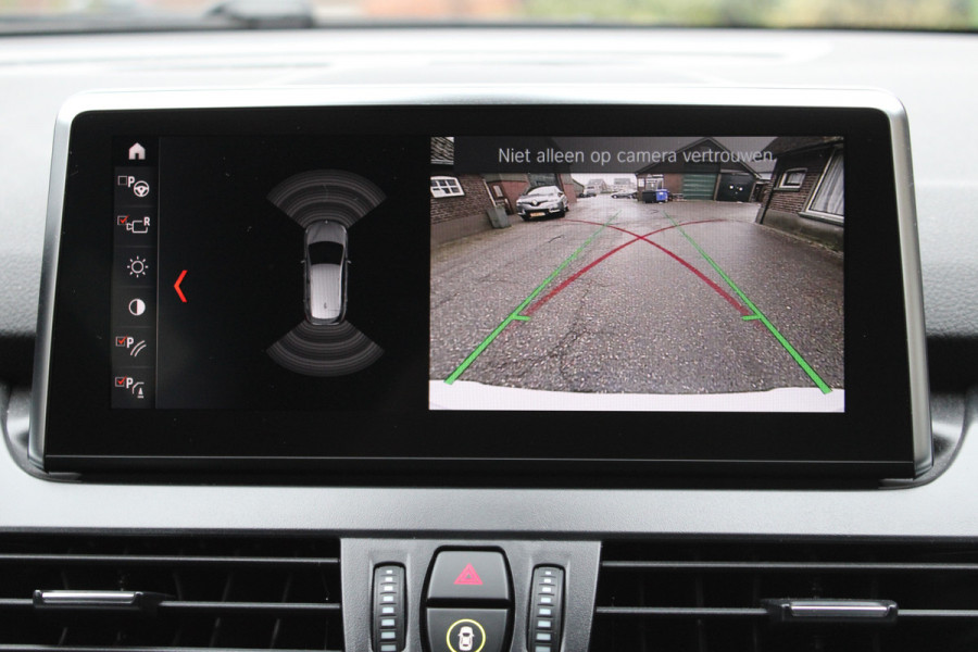 BMW 2 Serie Active Tourer 225xe PHEV High Exe SOh 90.6% M-SPORT LEER LED NAVI 36000KM!!!