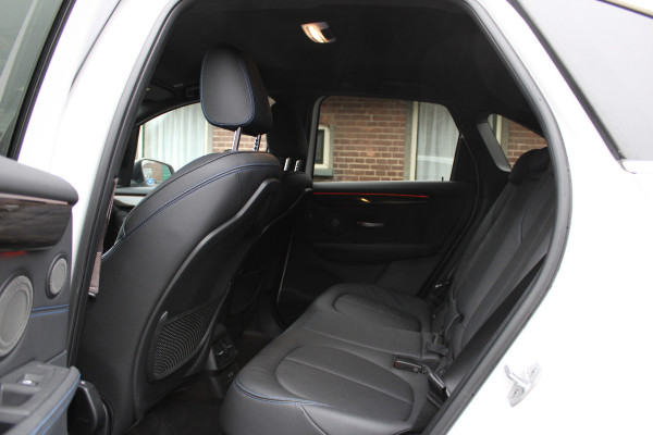 BMW 2 Serie Active Tourer 225xe PHEV High Exe SOh 90.6% M-SPORT LEER LED NAVI 36000KM!!!