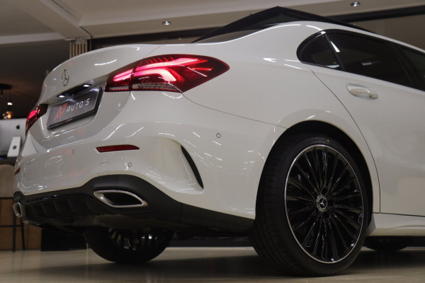 Mercedes-Benz A-Klasse 200 AMG NAP /Pano/Carplay/Sfeerver/Blindspot/VOL