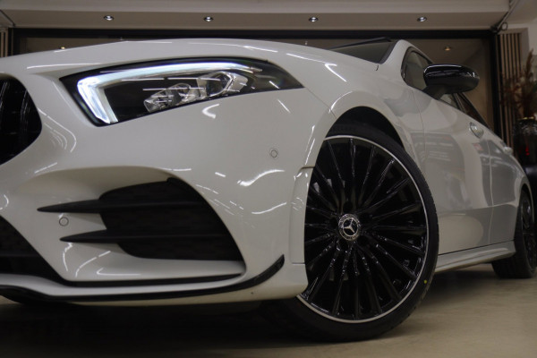 Mercedes-Benz A-Klasse 200 AMG NAP /Pano/Carplay/Sfeerver/Blindspot/VOL