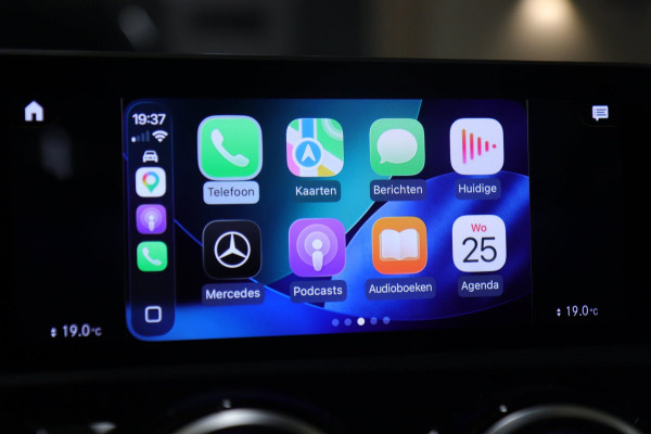 Mercedes-Benz A-Klasse 200 AMG NAP /Pano/Carplay/Sfeerver/Blindspot/VOL
