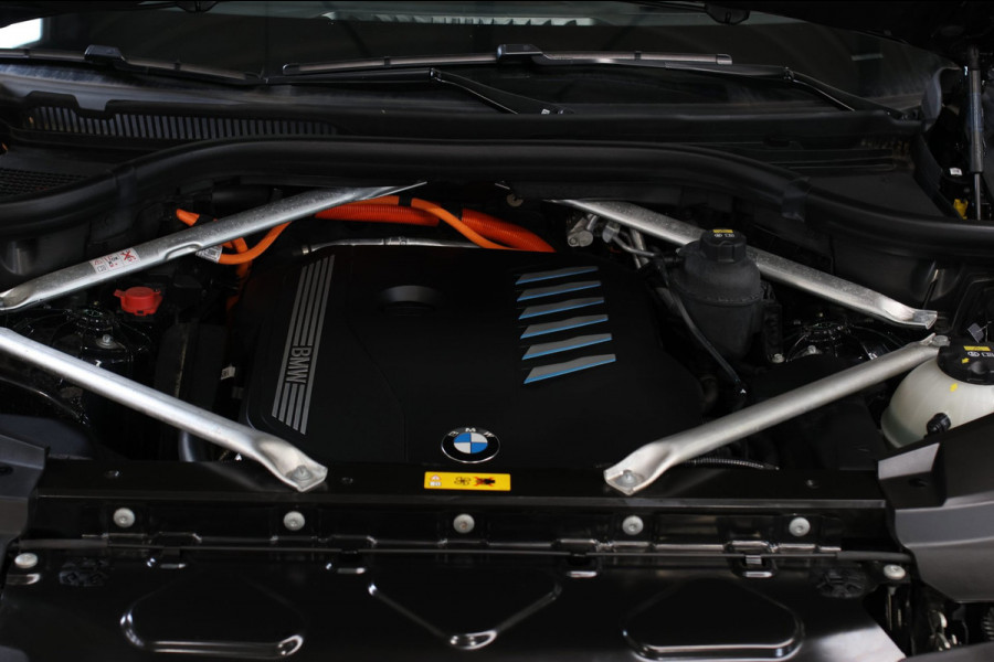 BMW X5 XDrive45e M-Sport *Pano*B&W*4-Wiel besturing*Comforttoegang*