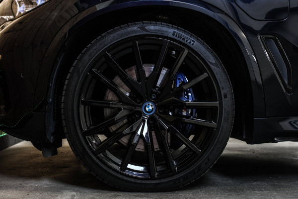 BMW X5 XDrive45e M-Sport *Pano*B&W*4-Wiel besturing*Comforttoegang*