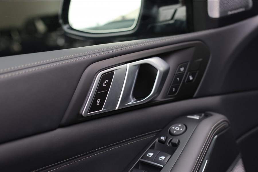BMW X5 XDrive45e M-Sport *Pano*B&W*4-Wiel besturing*Comforttoegang*