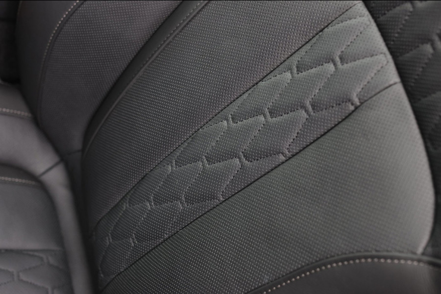 BMW X5 XDrive45e M-Sport *Pano*B&W*4-Wiel besturing*Comforttoegang*