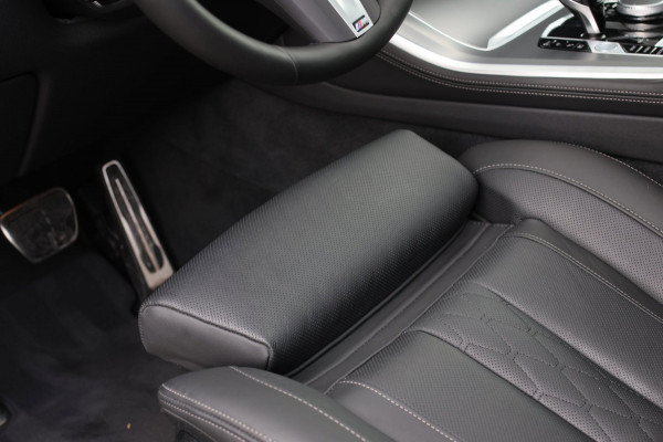 BMW X5 XDrive45e M-Sport *Pano*B&W*4-Wiel besturing*Comforttoegang*