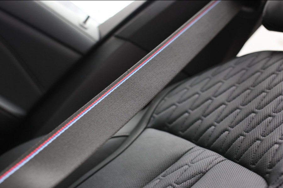 BMW X5 XDrive45e M-Sport *Pano*B&W*4-Wiel besturing*Comforttoegang*