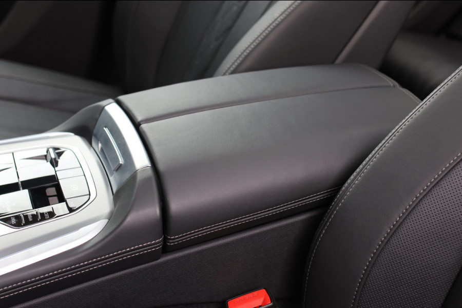 BMW X5 XDrive45e M-Sport *Pano*B&W*4-Wiel besturing*Comforttoegang*