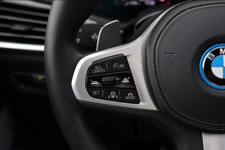 BMW X5 XDrive45e M-Sport *Pano*B&W*4-Wiel besturing*Comforttoegang*