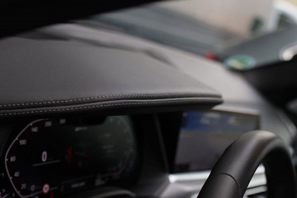 BMW X5 XDrive45e M-Sport *Pano*B&W*4-Wiel besturing*Comforttoegang*