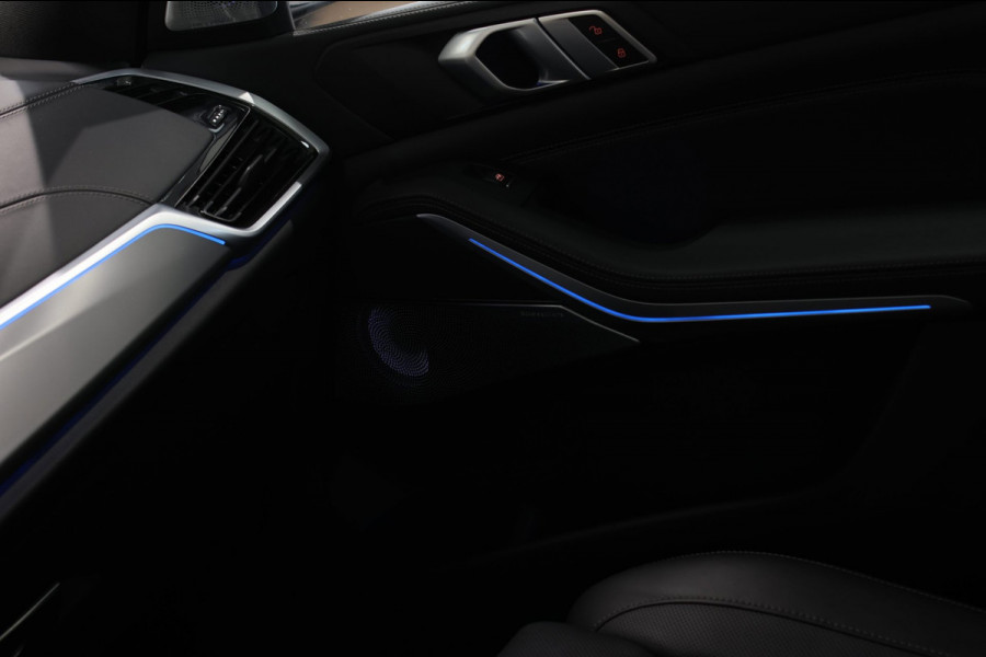 BMW X5 XDrive45e M-Sport *Pano*B&W*4-Wiel besturing*Comforttoegang*