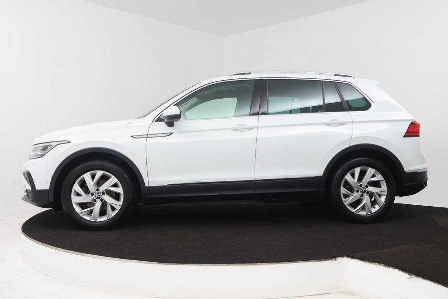 Volkswagen Tiguan 1.5 TSI Life Business (TREKHAAK, STOEL/STUUR VERWARMING, CRUISE ADAPTIEF, CAMERA, DIGITALE COCKPIT)