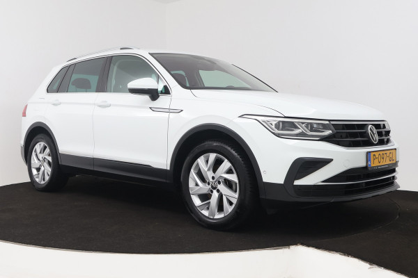Volkswagen Tiguan 1.5 TSI Life Business (TREKHAAK, STOEL/STUUR VERWARMING, CRUISE ADAPTIEF, CAMERA, DIGITALE COCKPIT)