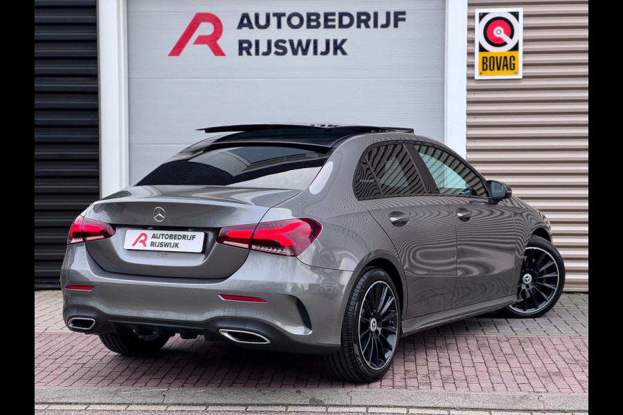 Mercedes-Benz A-Klasse 250 AMG Line Pano/Sfeer/Camera