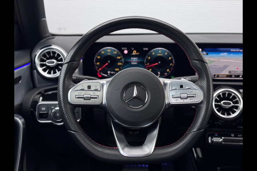 Mercedes-Benz A-Klasse 250 AMG Line Pano/Sfeer/Camera