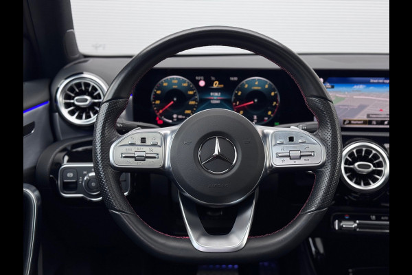 Mercedes-Benz A-Klasse 250 AMG Line Pano/Sfeer/Camera