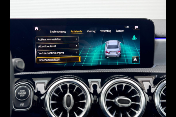 Mercedes-Benz A-Klasse 250 AMG Line Pano/Sfeer/Camera