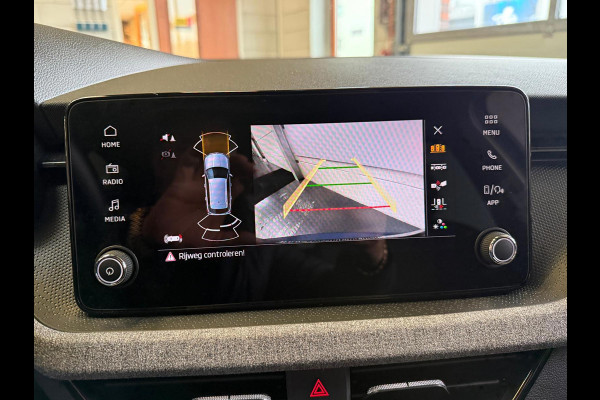 Škoda Kamiq 1.0 TSI Black Dots 115PK Camera, Stoel/Stuurverwarming, 1 jaar garantie
