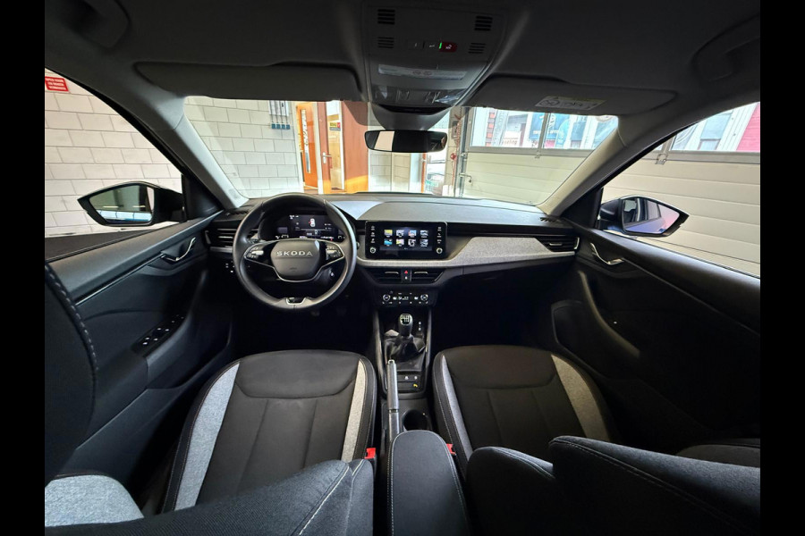 Škoda Kamiq 1.0 TSI Black Dots 115PK Camera, Stoel/Stuurverwarming, 1 jaar garantie