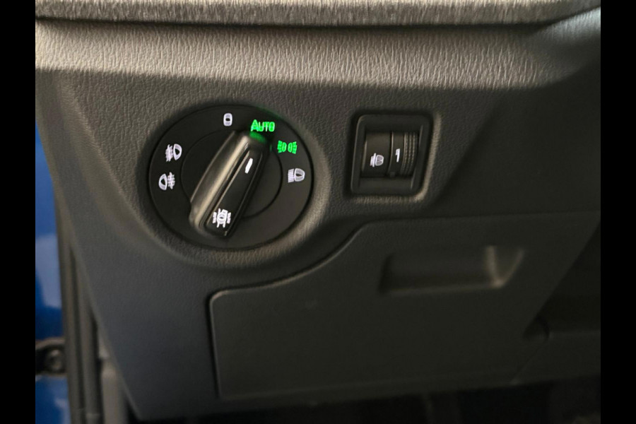 Škoda Kamiq 1.0 TSI Black Dots 115PK Camera, Stoel/Stuurverwarming, 1 jaar garantie