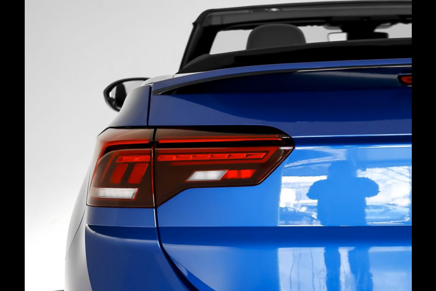 Volkswagen T-Roc Cabrio 1.5 TSI R-Line ** LED, NAVI+, ACC, TREKH, SPIEGEL- & WINTER-PACK, 17-inch LMV ** 1e EIG - VW-AG - UNFALLFREI ** ** INFORMEER OOK NAAR ONZE AANTREKKELIJKE FINANCIAL-LEASE TARIEVEN **