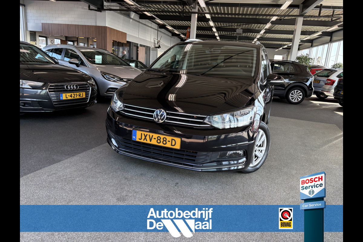 Volkswagen Touran 1.5 TSi 150pk Highline 7-persoons NAVI/CARPLAY/CLIMA/ADAPT.CRUISE/PDC/STOELVERWARMING