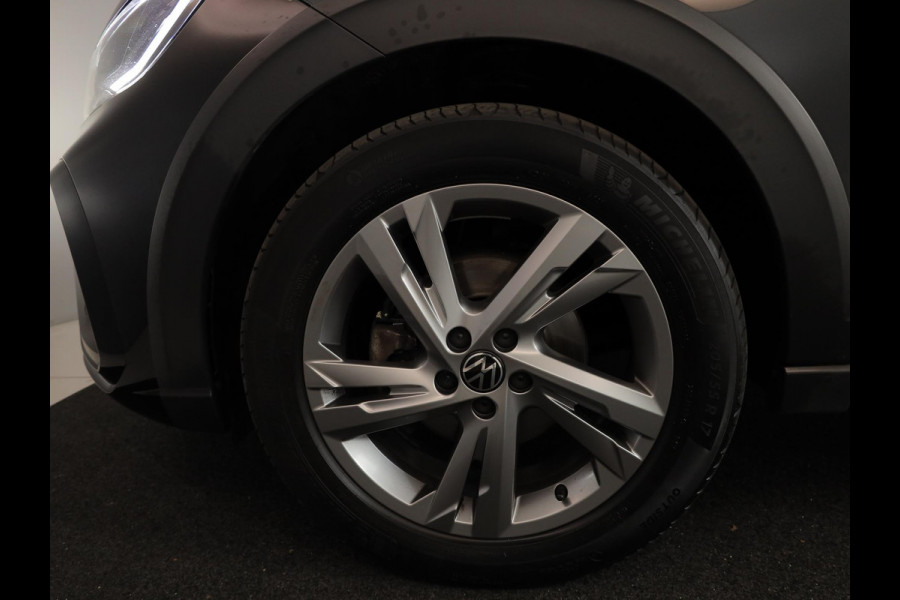 Volkswagen Taigo 1.0 TSI R-Line 110pk DSG| digital display| 17'LM-velgen| Camera| Alarm
