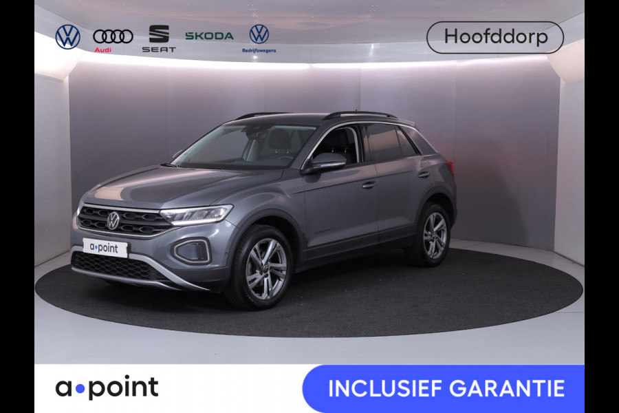Volkswagen T-Roc 1.0 TSI Life 110pk 6bak| digital display| camera| LMvelgen|