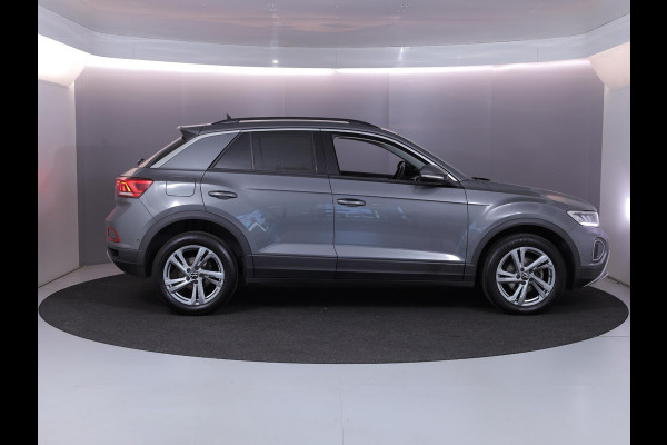 Volkswagen T-Roc 1.0 TSI Life 110pk 6bak| digital display| camera| LMvelgen|