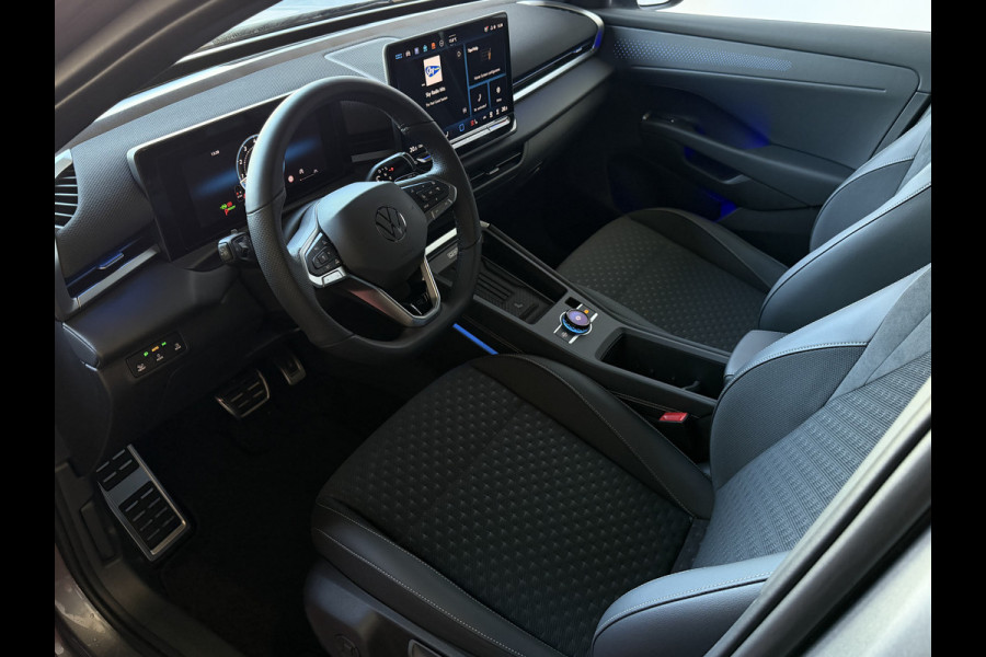 Volkswagen T-Roc 1.5 eTsi 150PK R-LINE EDITION VW.TREKHAAK BLACK STYLE IQ LED/GRIL/LOGO STOEL/STUUR.VERW 2026 ✅Top Auto's Wijchen , 30 Jaar Specialist in Volkswagen  : Alle Type's : R-Line Edition / Style / First Edition / Highline / Life , Zowel PHEV / HEV / MHEV / Benzine ✅