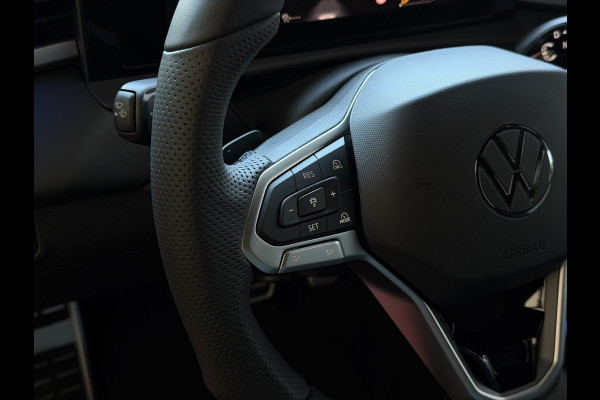 Volkswagen T-Roc 1.5 eTsi 150PK R-LINE EDITION BLACK STYLE IQ LED/GRIL/LOGO STOEL/STUUR.VERW ELEK.KLEP 2026