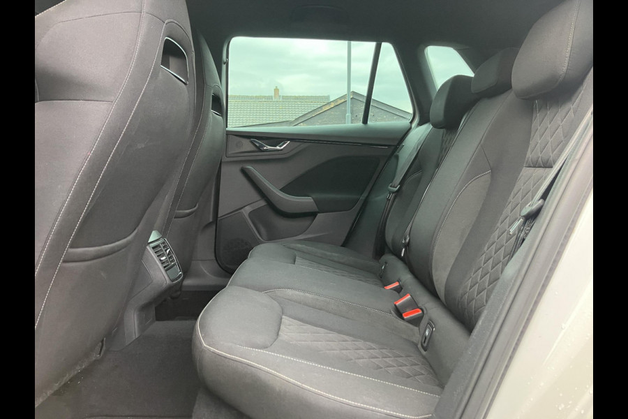 Škoda Kamiq 1.0 TSI Sport Business | Trekhaak | LED | NAP