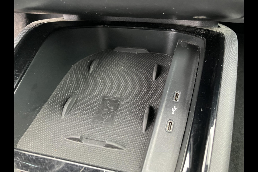 Škoda Kamiq 1.0 TSI Sport Business | Trekhaak | LED | NAP