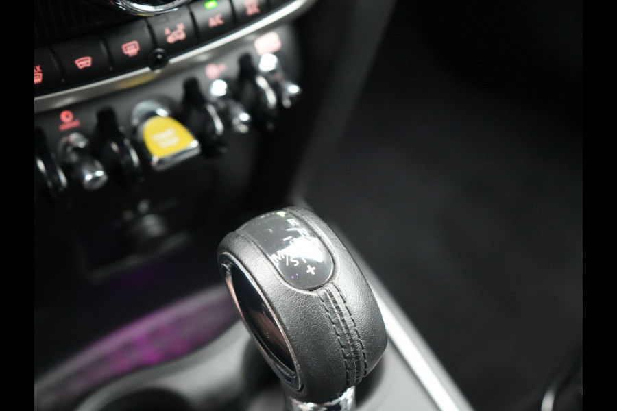 MINI Countryman 2.0 Cooper S E ALL4 Chili PHEV 222pk | Panodak | Adaptive Cruise | Head-up Display | Carplay | LED | Lederen Sportstoelen Verwarmd | Plug in Hybrid