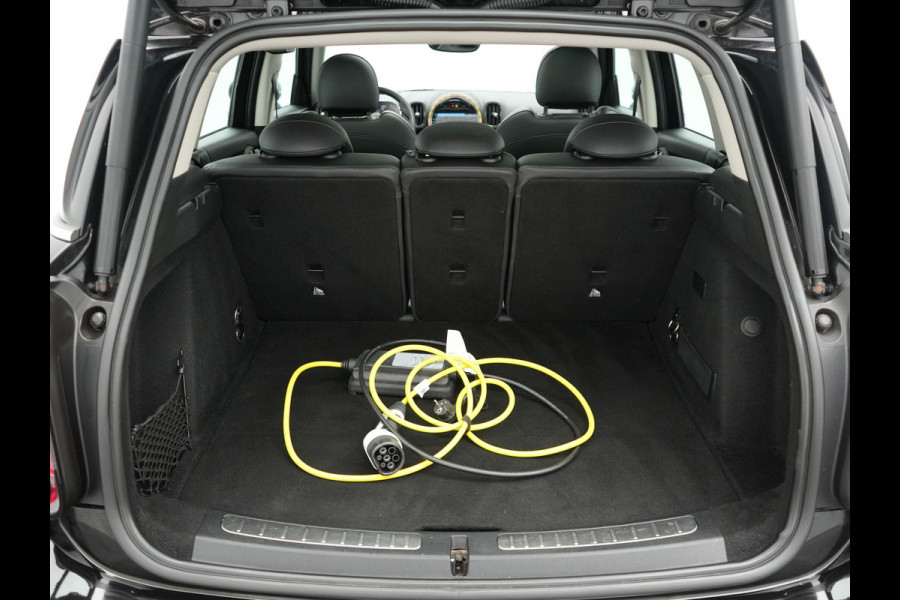 MINI Countryman 2.0 Cooper S E ALL4 Chili PHEV 222pk | Panodak | Adaptive Cruise | Head-up Display | Carplay | LED | Lederen Sportstoelen Verwarmd | Plug in Hybrid