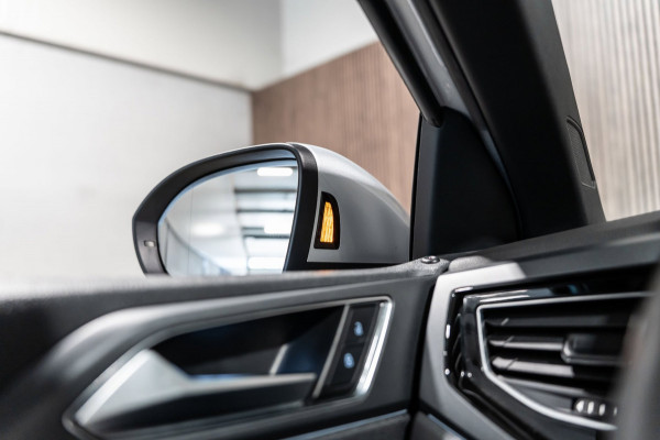 Volkswagen Taigo 1.0 TSI R-Line DSG PANO IQ MODE