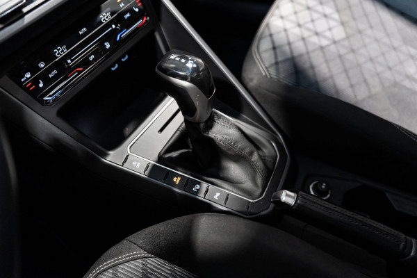 Volkswagen Taigo 1.0 TSI R-Line DSG PANO IQ MODE