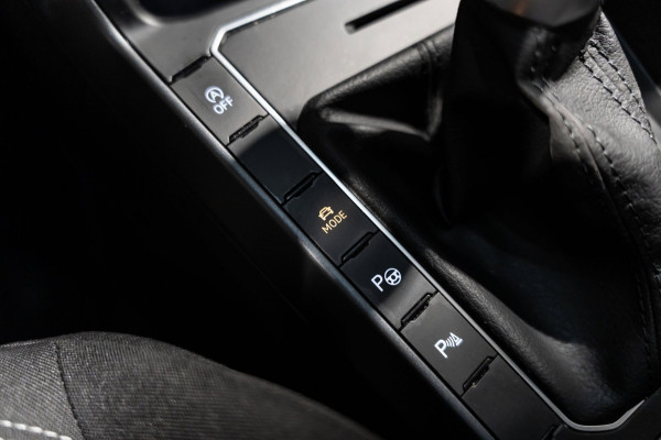 Volkswagen Taigo 1.0 TSI R-Line DSG PANO IQ MODE