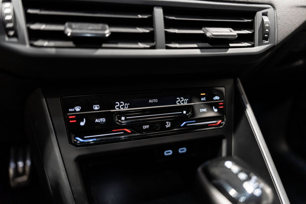 Volkswagen Taigo 1.0 TSI R-Line DSG PANO IQ MODE