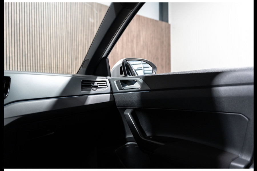 Volkswagen Taigo 1.0 TSI R-Line PANO LED DSG