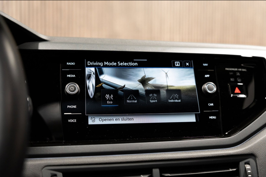 Volkswagen Taigo 1.0 TSI R-Line PANO LED DSG