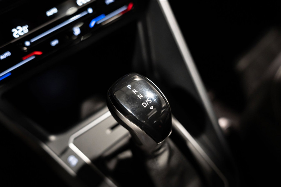 Volkswagen Taigo 1.0 TSI R-Line PANO LED DSG