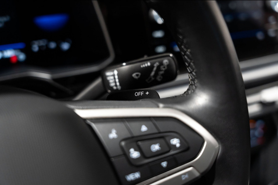 Volkswagen Taigo 1.0 TSI R-Line PANO LED DSG