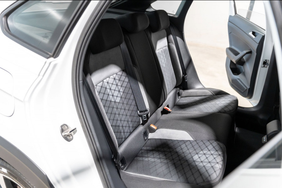 Volkswagen Taigo 1.0 TSI R-Line PANO LED DSG