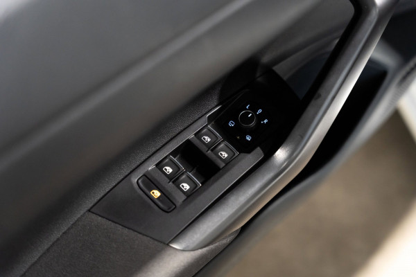 Volkswagen Taigo 1.0 TSI R-Line PANO LED DSG