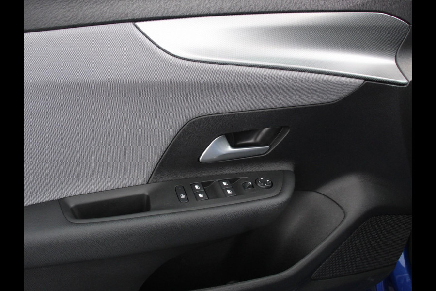 Opel Mokka 1.2 Turbo Hybrid Edition | Navigatie | Apple Carplay/Android Auto | Camera | Parkeersensoren | Adaptive Cruise Control | Stoel- en stuurverwarming | Dodehoek assistent | Climate Control | Virtual Cockpit | Full led | Lichtmetalen velgen