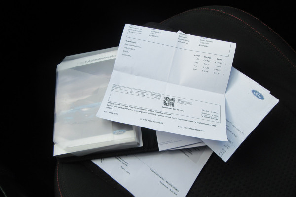 Ford Focus 1.0 EcoBoost ST Line X Business, Panoramadak, Stuur + Stoelverw.