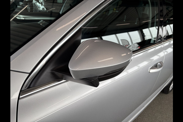 Škoda Octavia Combi 1.0 TSi 115pk Business Edition LEDER/NAVI/CARPLAY/CRUISE/PDC/WINTERPACK